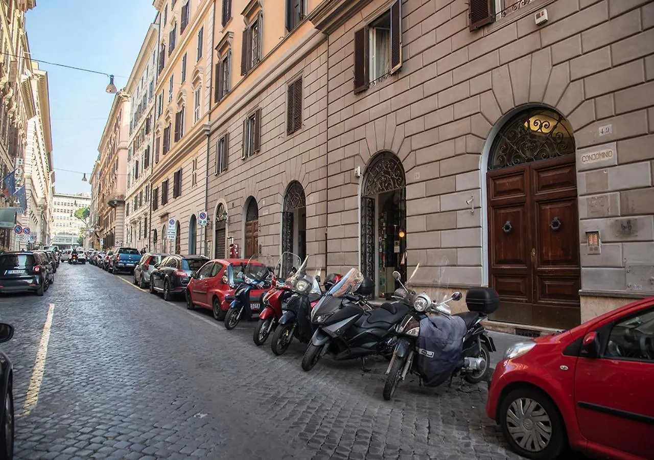 Monti49 Guesthouse Rome 2*,
