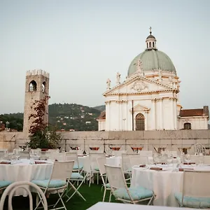 Vittoria 5* Brescia